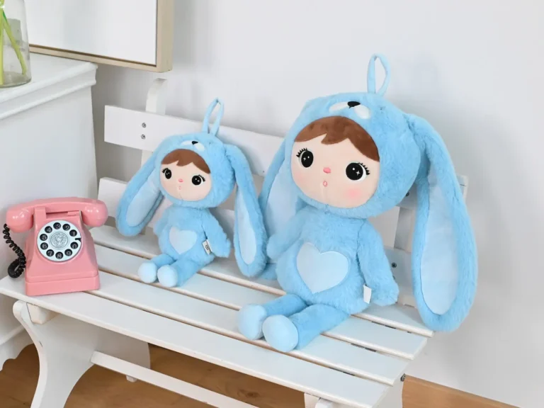 Lalka Metoo Błękitny Królik 30cm